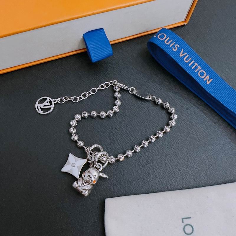 LV Bracelet 02lyr86